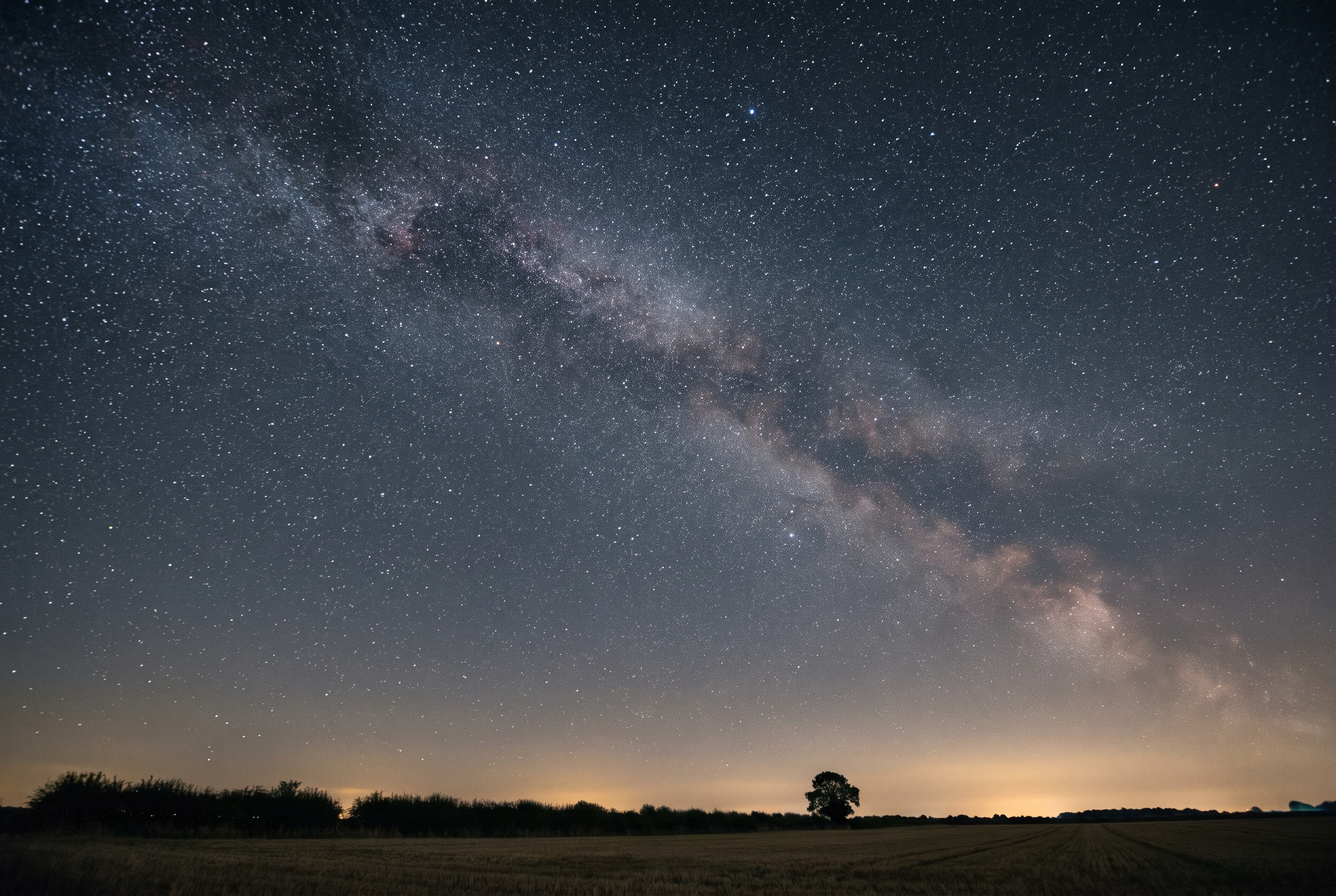 A new look at 1,700 exploding stars questions whether the universe is speeding up